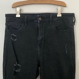 Black distressed jeans